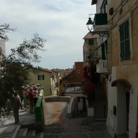 La Volpina * Sanremo